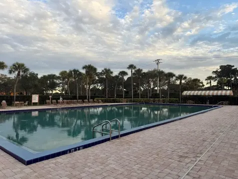 7117 71st Way West Palm Beach FL 33407