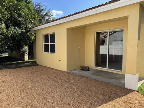3977 Ne 11th Drive Homestead FL 33033