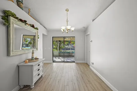 2111 Se Cayuga Court Port Saint Lucie FL 34952
