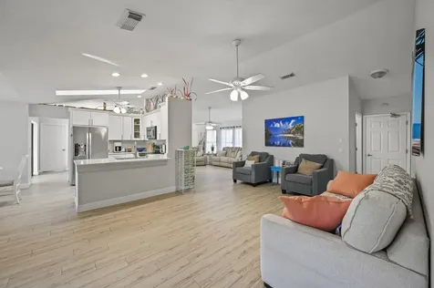2111 Se Cayuga Court Port Saint Lucie FL 34952