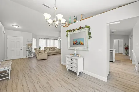 2111 Se Cayuga Court Port Saint Lucie FL 34952