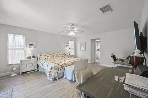 2111 Se Cayuga Court Port Saint Lucie FL 34952