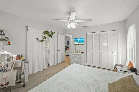 2111 Se Cayuga Court Port Saint Lucie FL 34952