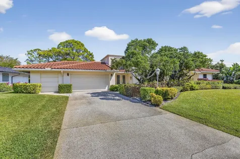 4881 Pineview Circle Delray Beach FL 33445