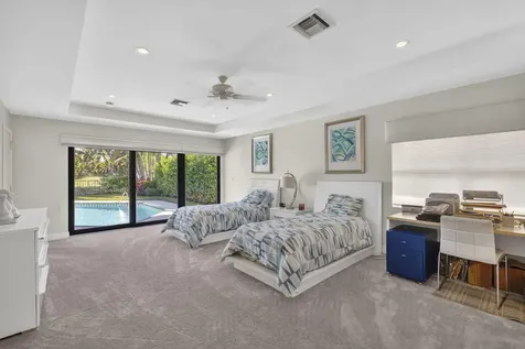 4881 Pineview Circle Delray Beach FL 33445