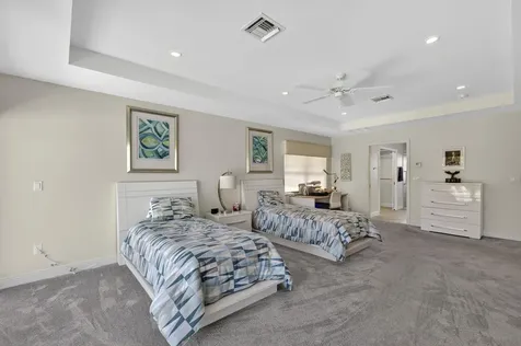 4881 Pineview Circle Delray Beach FL 33445