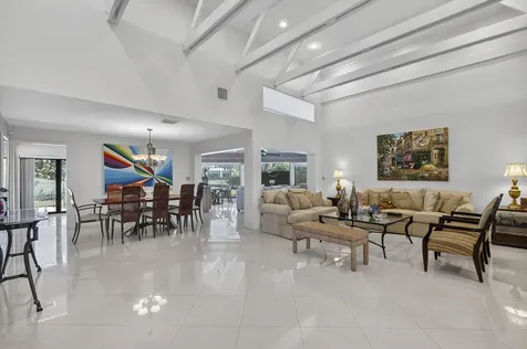 4881 Pineview Circle Delray Beach FL 33445
