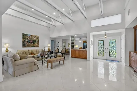 4881 Pineview Circle Delray Beach FL 33445