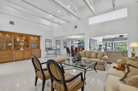 4881 Pineview Circle Delray Beach FL 33445