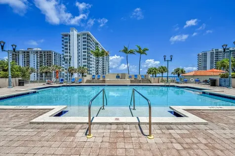 3020 Ne 32nd Avenue Fort Lauderdale FL 33308