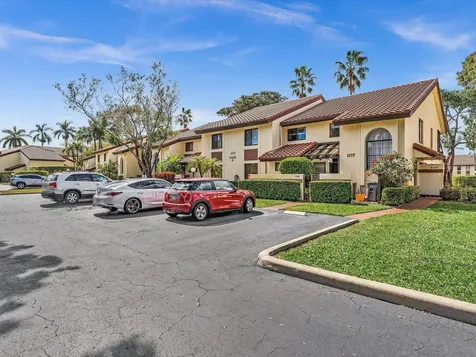 10215 N Circle Lake Drive Boynton Beach FL 33437