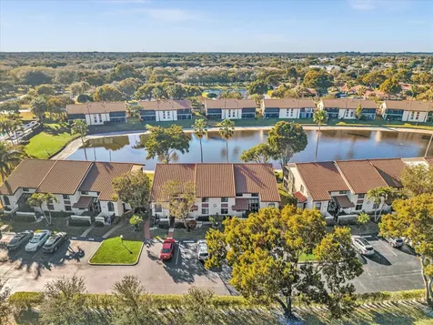 10215 N Circle Lake Drive Boynton Beach FL 33437