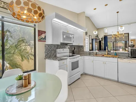 10215 N Circle Lake Drive Boynton Beach FL 33437