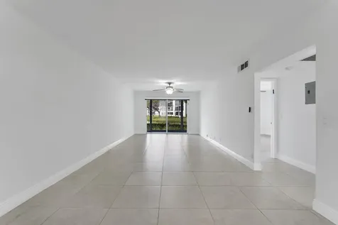 1037 Guildford C Boca Raton FL 33434