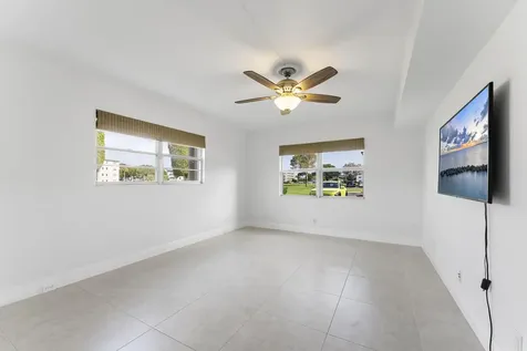 1037 Guildford C Boca Raton FL 33434