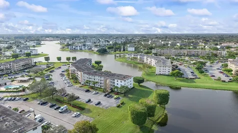 1037 Guildford C Boca Raton FL 33434