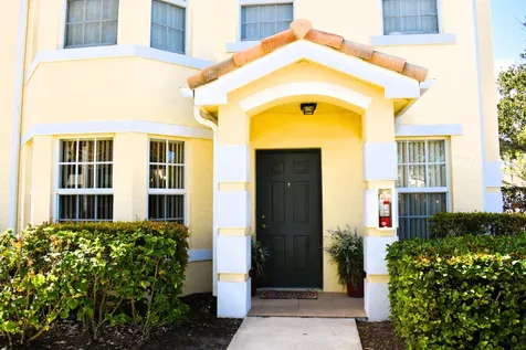 142 Sw Peacock Boulevard Port Saint Lucie FL 34986