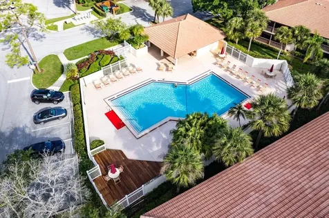 655 Brackenwood Cove Palm Beach Gardens FL 33418