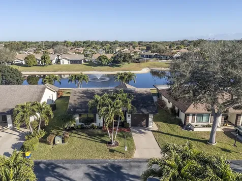 6119 Lakemont Circle Greenacres FL 33463