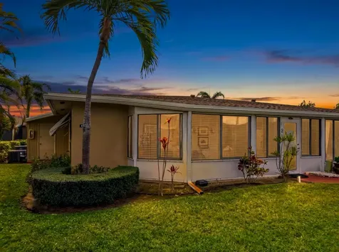 308 Ne 17th Avenue Boynton Beach FL 33435