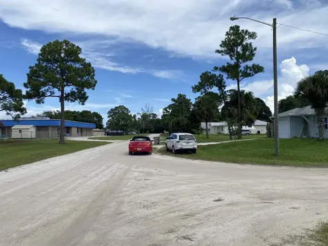 1206 17th Avenue Vero Beach FL 32962