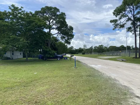 1206 17th Avenue Vero Beach FL 32962
