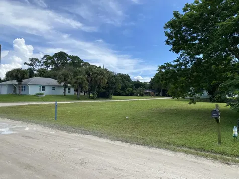 1206 17th Avenue Vero Beach FL 32962