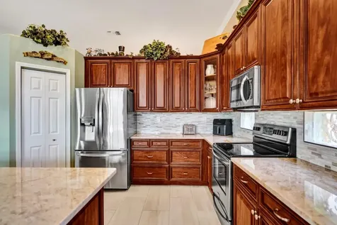6171 Shadow Tree Lane Lake Worth FL 33463