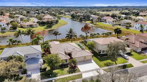 6171 Shadow Tree Lane Lake Worth FL 33463