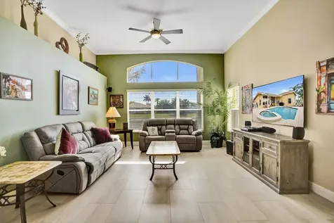 6171 Shadow Tree Lane Lake Worth FL 33463