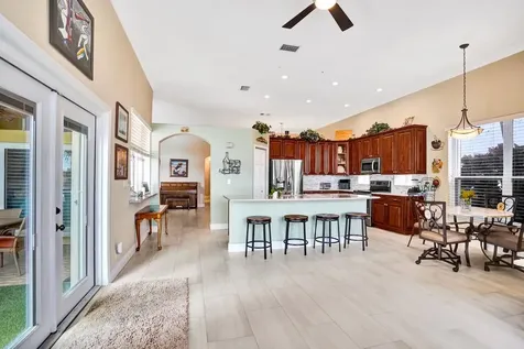 6171 Shadow Tree Lane Lake Worth FL 33463