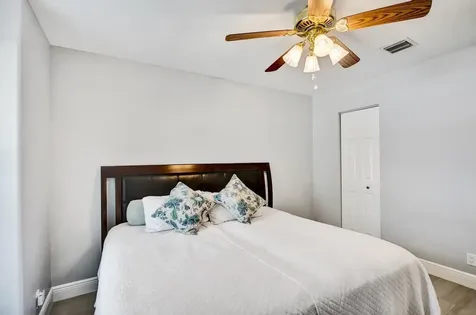 6171 Shadow Tree Lane Lake Worth FL 33463