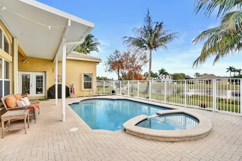 6171 Shadow Tree Lane Lake Worth FL 33463