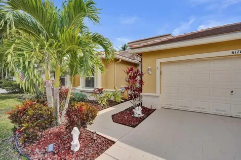 6171 Shadow Tree Lane Lake Worth FL 33463