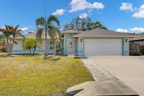 1757 Se Mariana Road Port Saint Lucie FL 34952