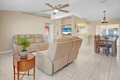 1757 Se Mariana Road Port Saint Lucie FL 34952