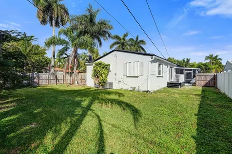 1401 S 16th Avenue Hollywood FL 33020