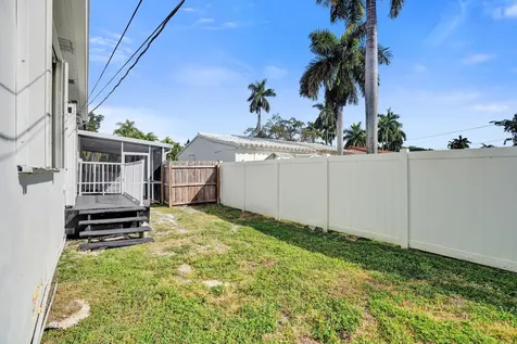 1401 S 16th Avenue Hollywood FL 33020