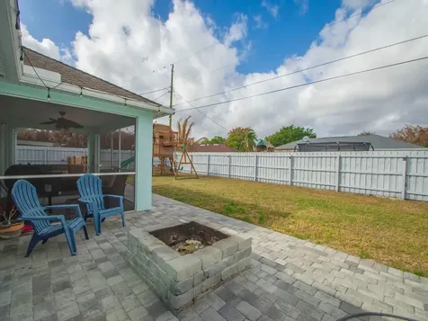 4660 Sw Flintstone Drive Port Saint Lucie FL 34953