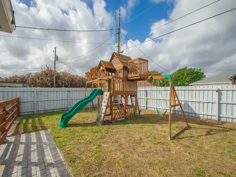 4660 Sw Flintstone Drive Port Saint Lucie FL 34953
