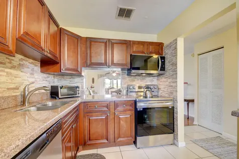 219 Lake Meryl Drive West Palm Beach FL 33411
