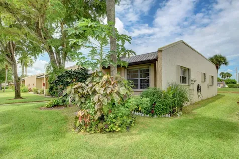 219 Lake Meryl Drive West Palm Beach FL 33411