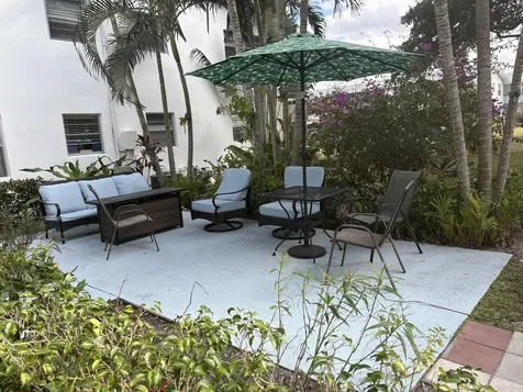 239 Sussex L West Palm Beach FL 33417