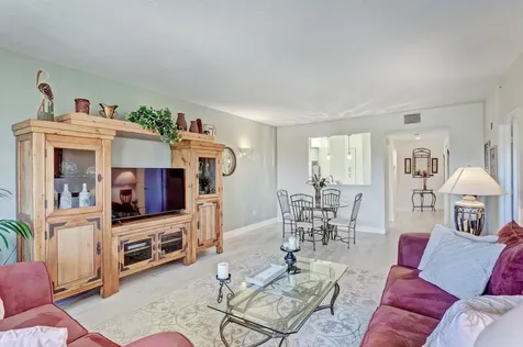 500 Uno Lago Drive Juno Beach FL 33408