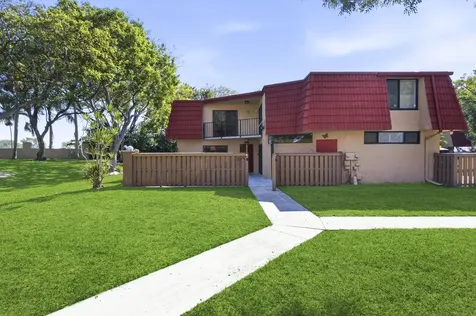 8135 Severn Drive Boca Raton FL 33433