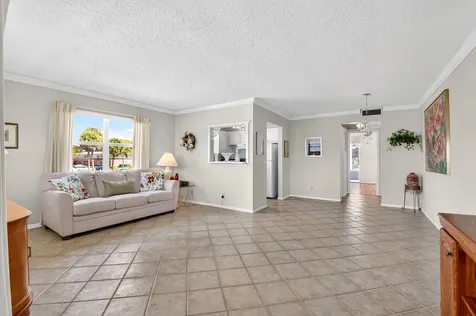 126 Kingswood F West Palm Beach FL 33417