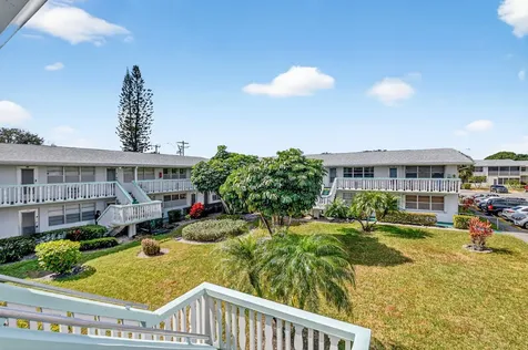 126 Kingswood F West Palm Beach FL 33417