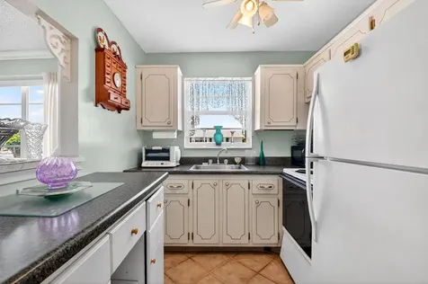 126 Kingswood F West Palm Beach FL 33417