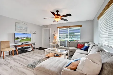 901 Sw 6th Avenue Boynton Beach FL 33426