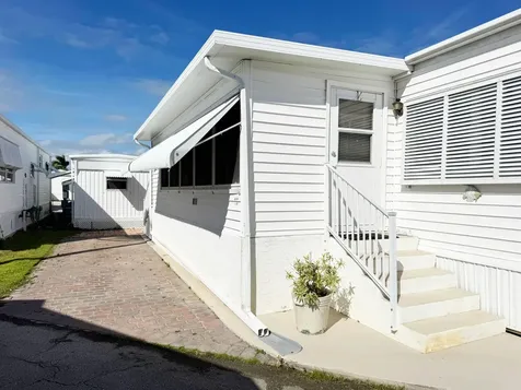 204 Palm Drive Briny Breezes FL 33435